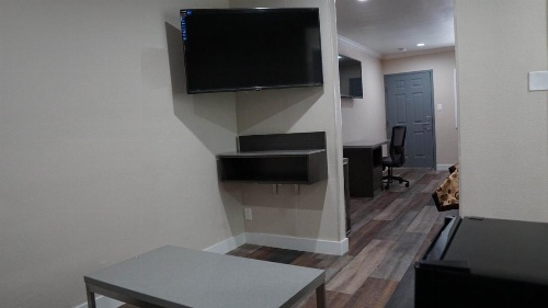 Sea Breeze Inn image 25