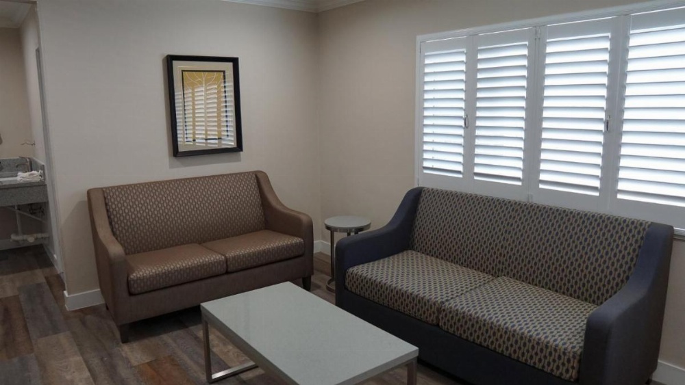 Sea Breeze Inn Image 29