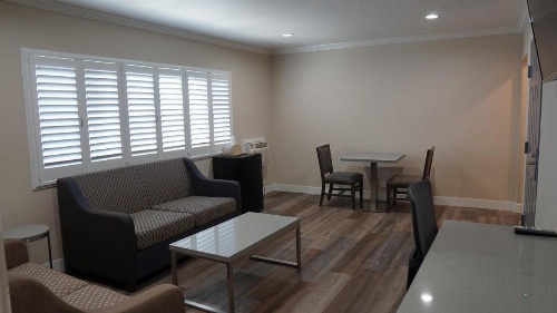 Sea Breeze Inn image 44